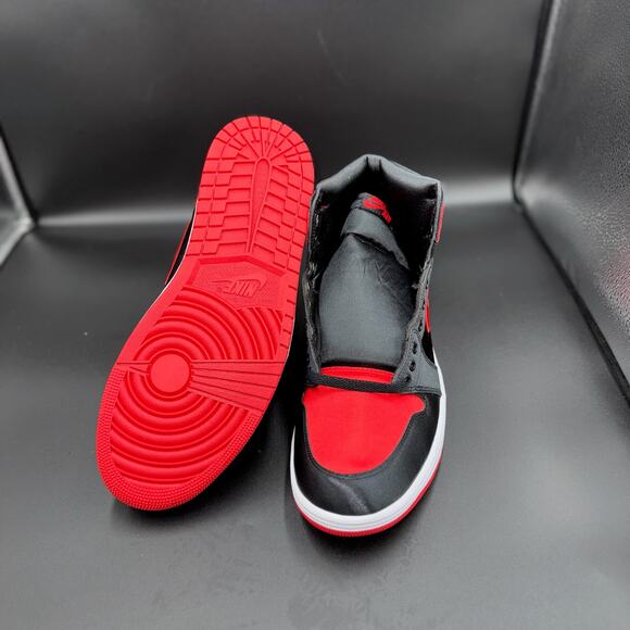 Jordan 1 Retro High Satin Banned - Picture 5 of 5